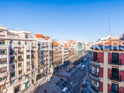 Alquiler ático exclusivo ático dúplex con terraza en alquiler en Madrid