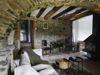 Alquiler casa adosada con 3 habitaciones amueblada con parking, piscina y jardín en Foixà