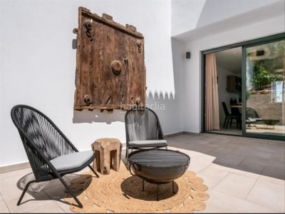 Alquiler chalet en calle costa del sol un exquisito enclave privado de solo catorce casas contemporáneas de 3 y 4 dormitorios que comprenden casas adosadas y casas adosadas con enormes espacios de 307-340 m² y grandes terrazas y jardines. en Marbella