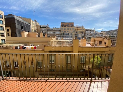 Alquiler piso amueblado listo para entrar a vivir en eixample junto paseo de gracia en Barcelona