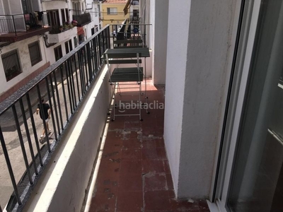 Alquiler piso apartamento completamente reformado y amueblado en la zona dels admetllers . en Sitges