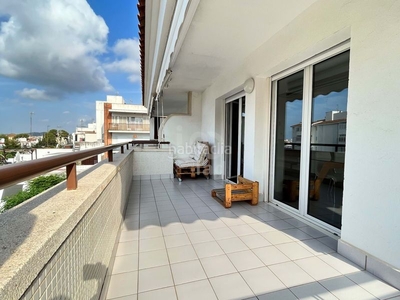 Alquiler piso con 4 habitaciones con ascensor, parking, calefacción y aire acondicionado en Sitges