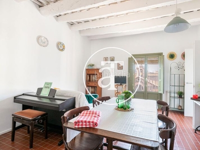 Alquiler piso de alquiler temporal de 1 habitación y estudio en el centro en Barcelona