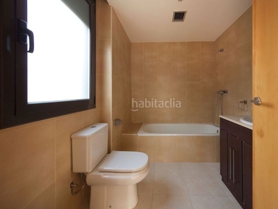 Alquiler piso en borrell piso con 3 habitaciones con ascensor en Sant Cugat del Vallès