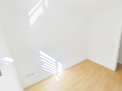 Alquiler piso en c/ monteixo solvia inmobiliaria - piso en Sabadell