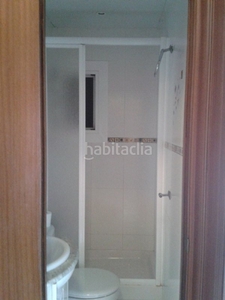 Alquiler piso en carrer faus ideal parejas y familia monoparental jovenes. en Hospitalet de Llobregat (L´)