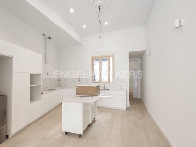 Alquiler piso espectacular vivienda reformada en ciutat vella en Barcelona