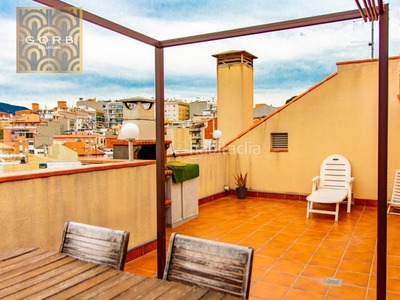 Ático duplex seminuevo con dos terrazas y vistas a mar y montaña! en Mataró