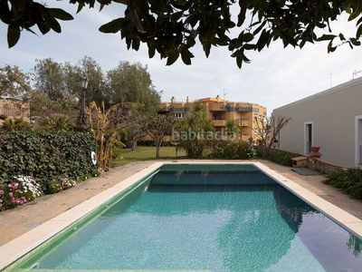 Casa con 10 habitaciones amueblada con parking, piscina, calefacción, vistas al mar y vistas a la montaña en Cabrera de Mar