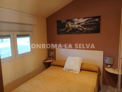 Casa con 3 habitaciones con parking, calefacción, aire acondicionado y vistas a la montaña en Tordera
