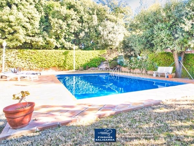 Casa con 3 habitaciones con piscina en Ametlla del Vallès (L´)