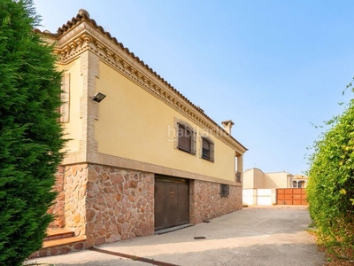 Casa con 5 habitaciones con parking, calefacción y aire acondicionado en Mocejón