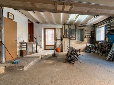 Casa en carrer d'arnau de jardí casa de pueblo con gran garaje en Bítem, en Tortosa