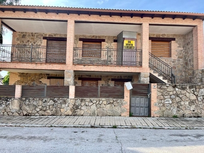 Casa en venta enavda. los toreros, 21,rozas de puerto real,madrid