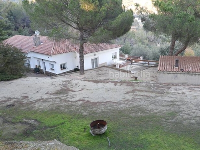 Casa increible finca de 24127 m2 con campo de olivos, campo de vinyas, bosque y chalet en Castellar del Vallès