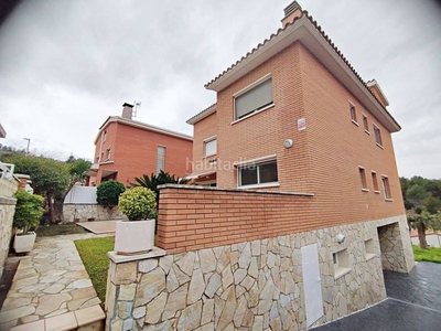 Casa unifamiliar en venta en Camps Blancs en Sant Boi de Llobregat