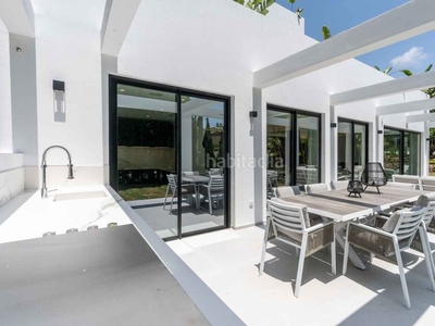 Casa villa en nueva andalucía con vistas a la montaña en venta en Marbella