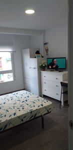 Habitaciones en Avda. Novelda, Alicante - Alacant por 300€ al mes