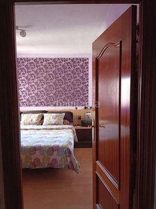 Piso con 2 habitaciones amueblado con aire acondicionado en Madrid