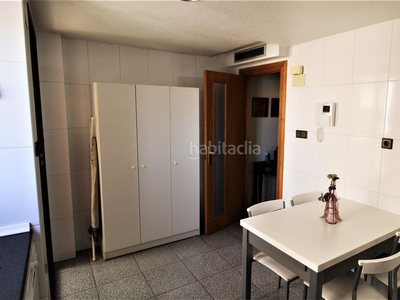 Piso con 3 habitaciones amueblado con ascensor, calefacción y aire acondicionado en Murcia