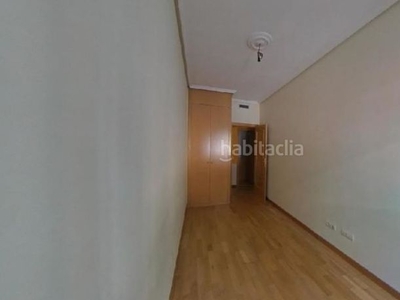 Piso con 3 habitaciones en Palomeras Bajas Madrid