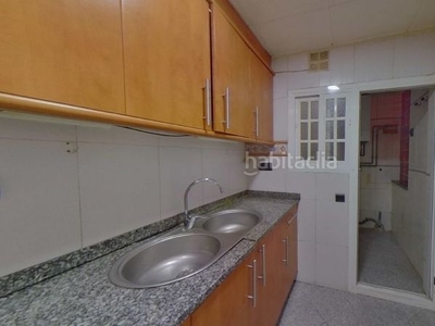 Piso en venta en c/ cuba en Sant Crist Badalona