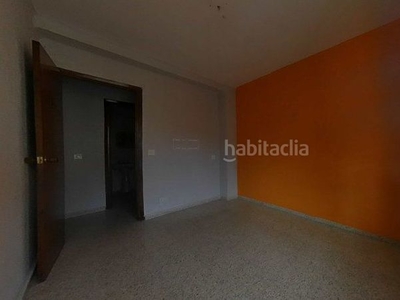 Piso en venta en vélez-málaga, 4 dormitorios. en Vélez - Málaga