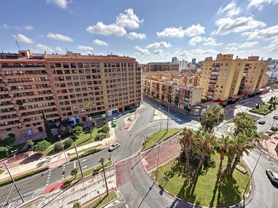 Alquiler de ático con terraza en Este (Castelló-Castellón de la Plana), Avenida del Mar