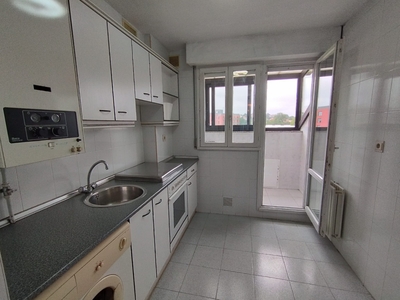 Venta de piso con terraza en Colloto (Oviedo), Colloto