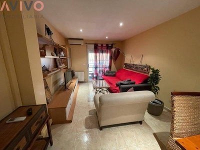 Venta Piso Águilas. Piso de tres habitaciones Tercera planta con balcón