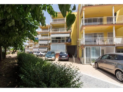 Venta Piso Cambrils. Piso de una habitación en Avenida Diputació 75. Buen estado con terraza