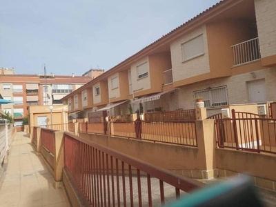 Venta Piso Murcia. Piso de tres habitaciones en Calle Zamora. Buen estado con terraza