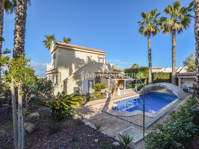 Villa en venta en Monte y Mar-Mediterraneo-Novamar, Santa Pola