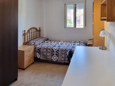 Alquiler apartamento piso para corta estancia en la llum en Xirivella