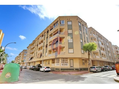 ¡ Apartamento ubicado en zona Mercadona 2 dormitorios en Guardamar del Segura!