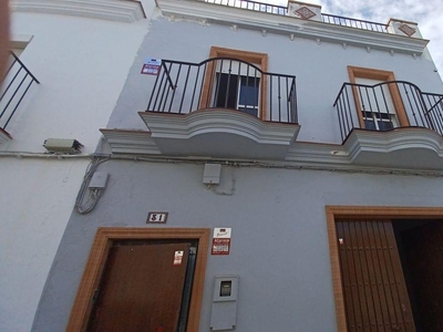 Сasa con terreno en venta en la Calle Alfonso X El Sabio' Los Palacios y Villafranca