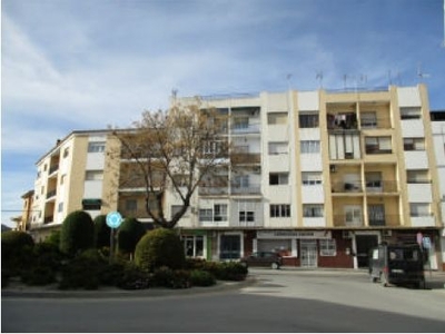 Piso en venta en Baza de 91 m²