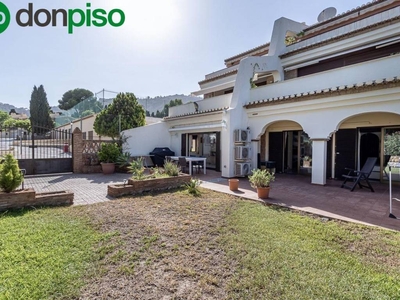 Venta Casa adosada en de Montepino Sur Almuñécar. 196 m²