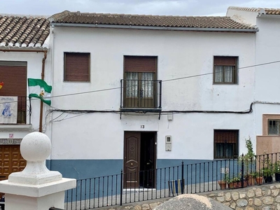 Venta Casa unifamiliar en Calle Cruz del Postigo Iznájar. Buen estado 110 m²