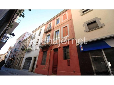 Venta Casa unifamiliar en Calle Sant Joan Sant Feliu de Guíxols. Buen estado 220 m²