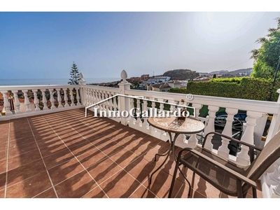 Venta Casa unifamiliar Rincón de la Victoria. Buen estado con terraza 142 m²