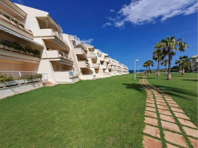 Venta Piso Alcalà de Xivert-Alcossebre. Piso de dos habitaciones en Calle Timó. Buen estado con terraza