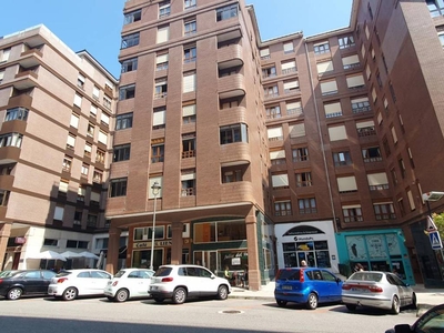 Venta Piso Avilés. Piso de dos habitaciones en Calle Juan XXII. Buen estado cuarta planta con terraza