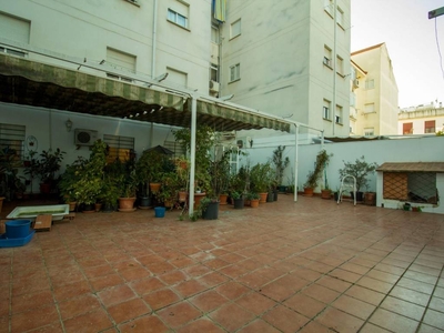 Venta Piso Badajoz. Piso de cuatro habitaciones Con terraza