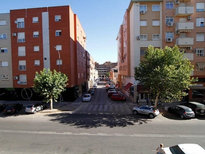Venta Piso Badajoz. Piso de dos habitaciones