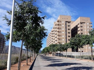 Venta Piso Cabanes (Castellón - Castelló). Piso de dos habitaciones en Avda Central. Primera planta con terraza