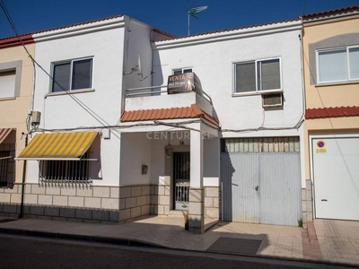 Venta Casa unifamiliar Casar de Cáceres. Buen estado con terraza 190 m²