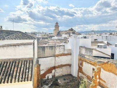 Venta Piso Córdoba. Tercera planta con terraza
