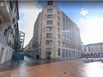 Venta Piso en Calle la Moneda. Burgos. A reformar sexta planta calefacción central