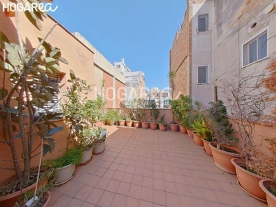 Venta Piso en Calle Llobregat. L'Hospitalet de Llobregat. Buen estado segunda planta con balcón calefacción individual